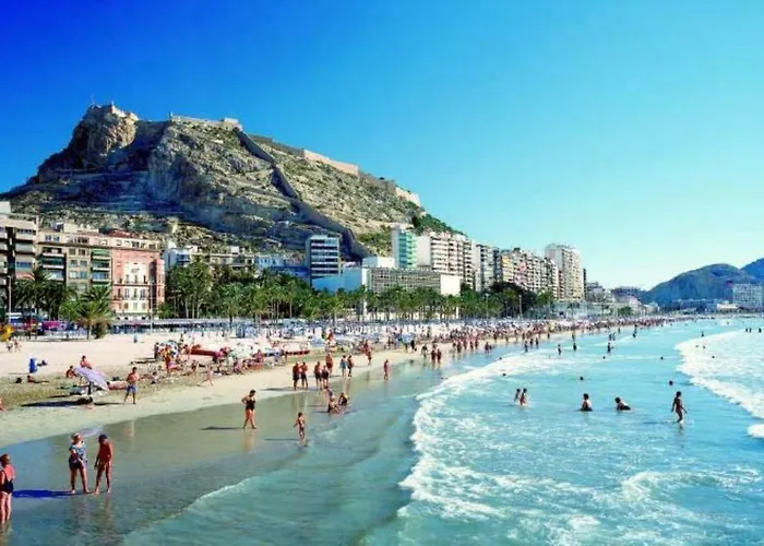 Atico Centrico Junto A La Playa